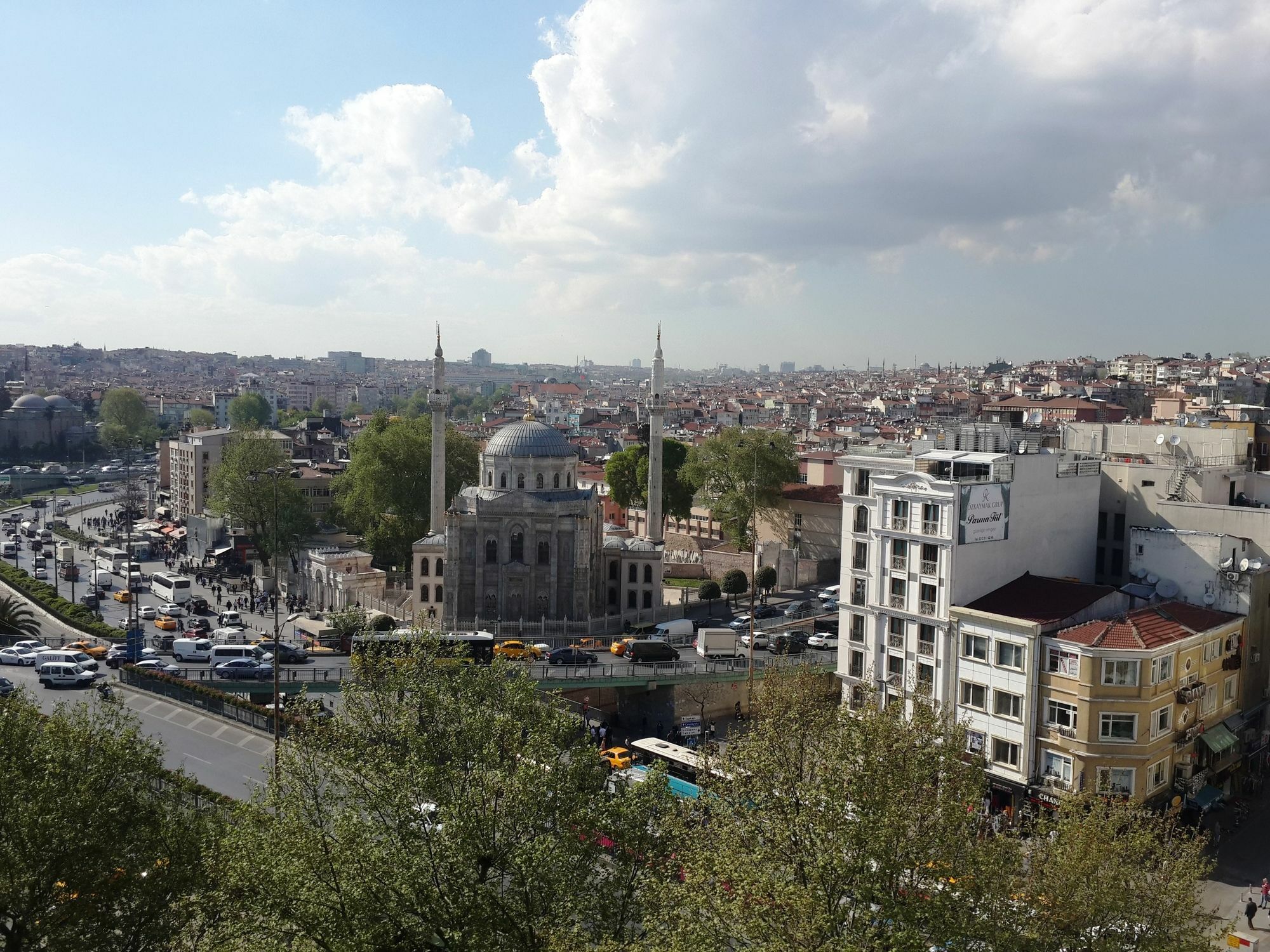 Istanbul River Hotel Exterior photo